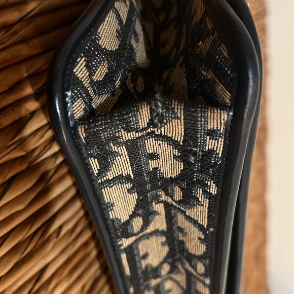 SOLD - Dior oblique canvas shoulder bag - Picture 8 of 8